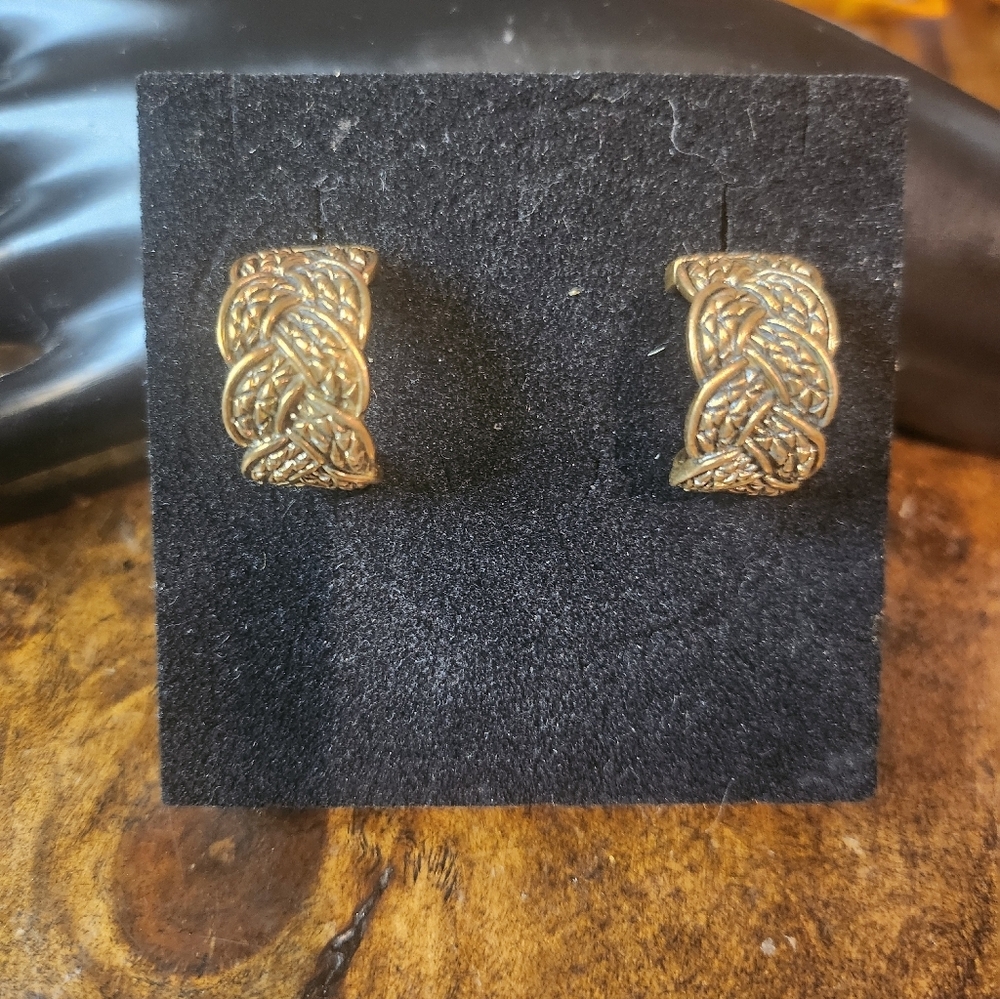 Vintage gorgeous Earrings